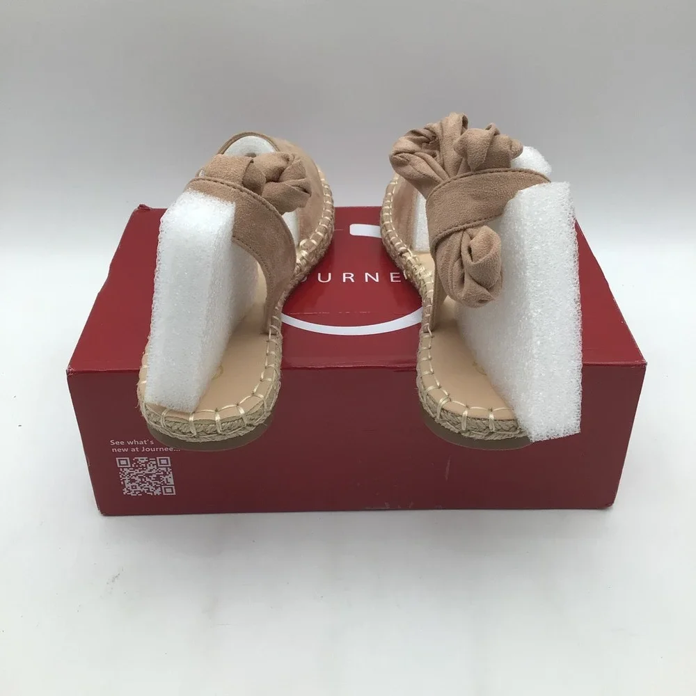 Journee Collection Emelie‎ Tan Ankle Tie Espadrille Sandals Womens Size 8 M NEW
